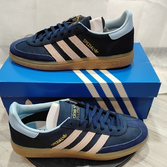 NEW Adidas Womens Handball Spezial Navy Blue Pink Stripes Baby Blue Shoes SZ 9 - Picture 9 of 14